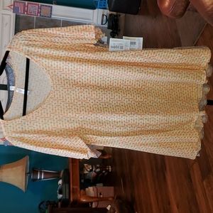 LuLaRoe 2XL Perfect Tee Swing Top Yellow Orange- NWT